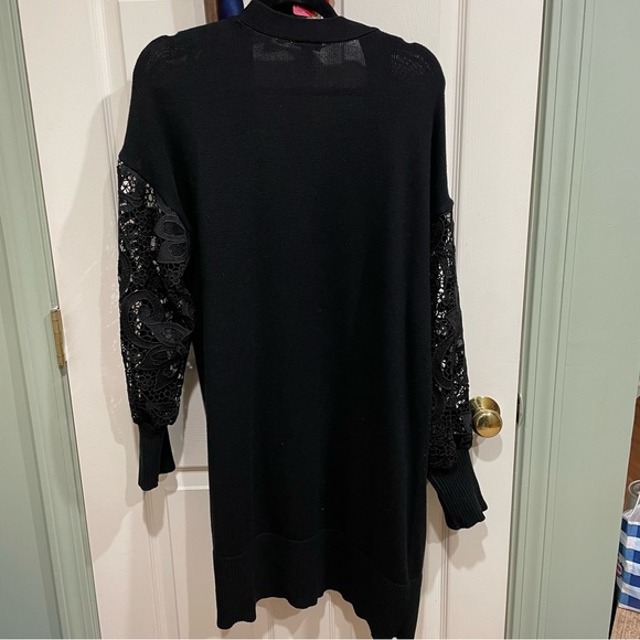 Torrid Black Eyelet Lace Balloon Sleeve Cardigan Sweater 2X EUC - Picture 5 of 7
